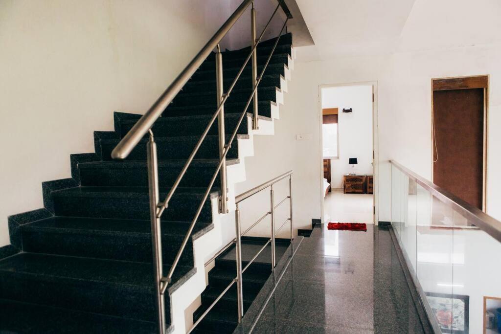 Unit 4 By Red Stone Villas Lonavala Exterior foto